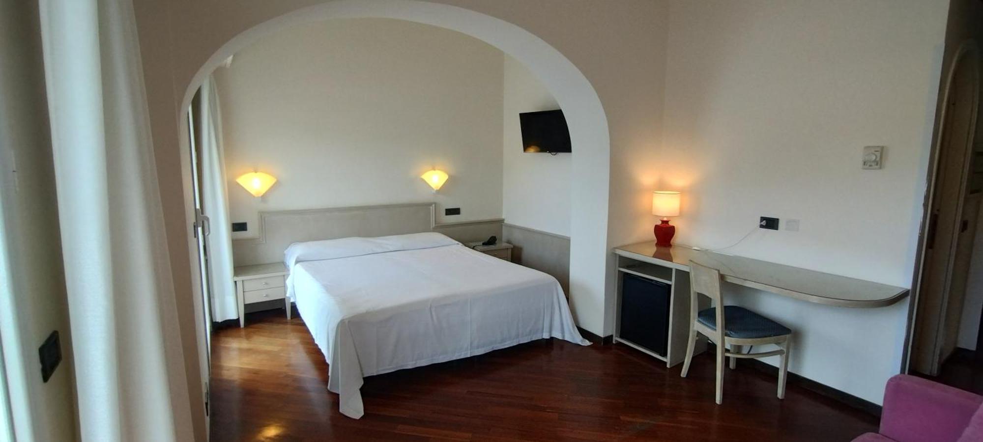 רקו Hotel Elena מראה חיצוני תמונה