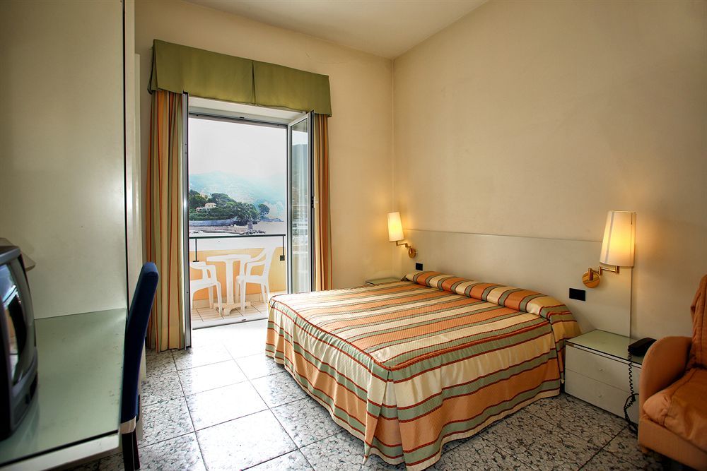 רקו Hotel Elena מראה חיצוני תמונה