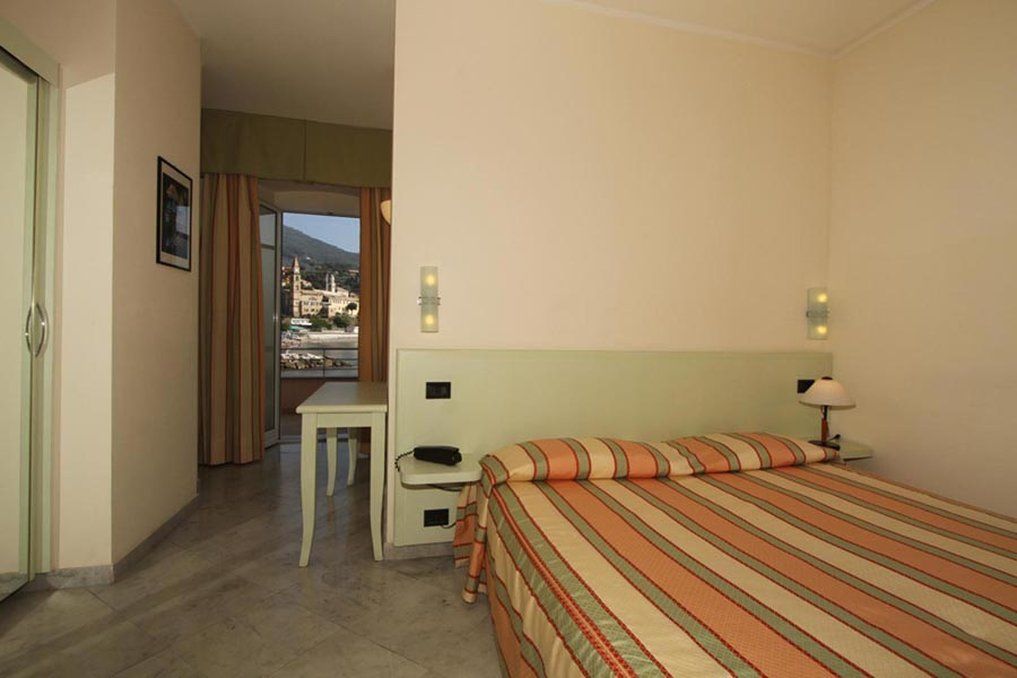 רקו Hotel Elena מראה חיצוני תמונה